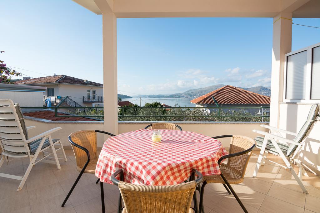 Apartments Marina 特罗吉尔 外观 照片