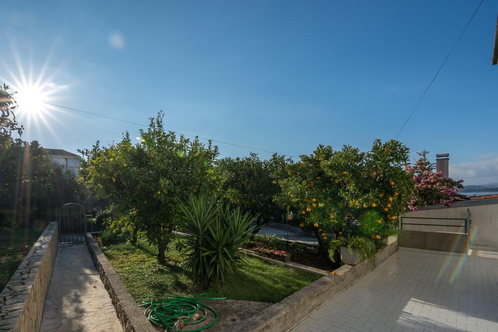 Apartments Marina 特罗吉尔 外观 照片