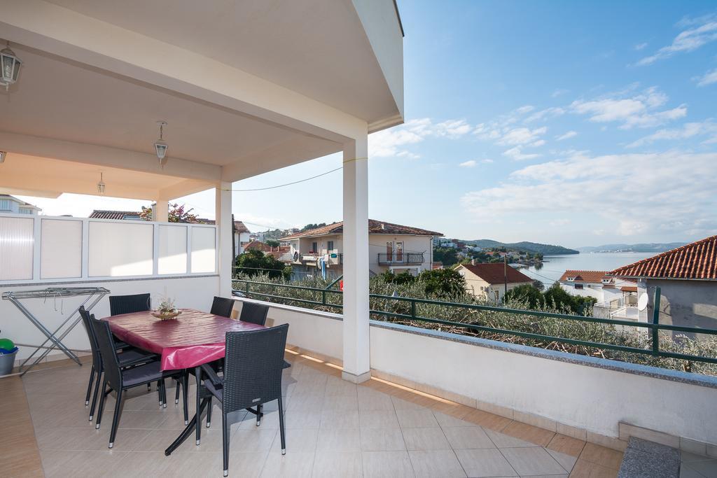 Apartments Marina 特罗吉尔 外观 照片